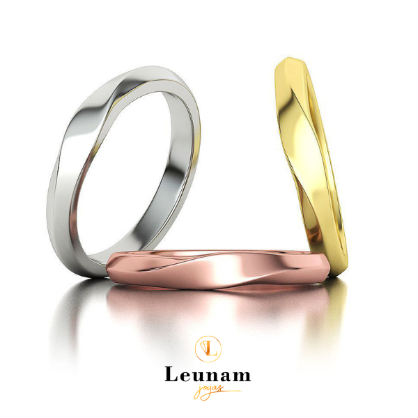 Anillos de bodas . Estilo espiral en oro 18k.